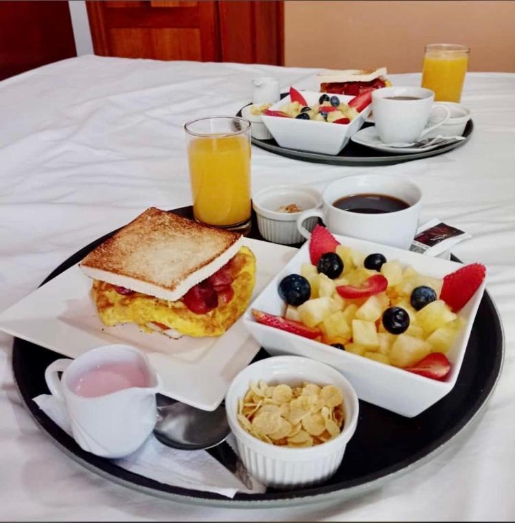 Victtorios Hotel Satipo エクステリア 写真