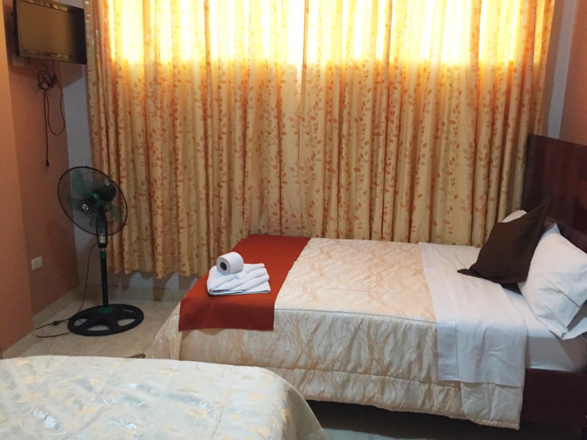 Victtorios Hotel Satipo エクステリア 写真
