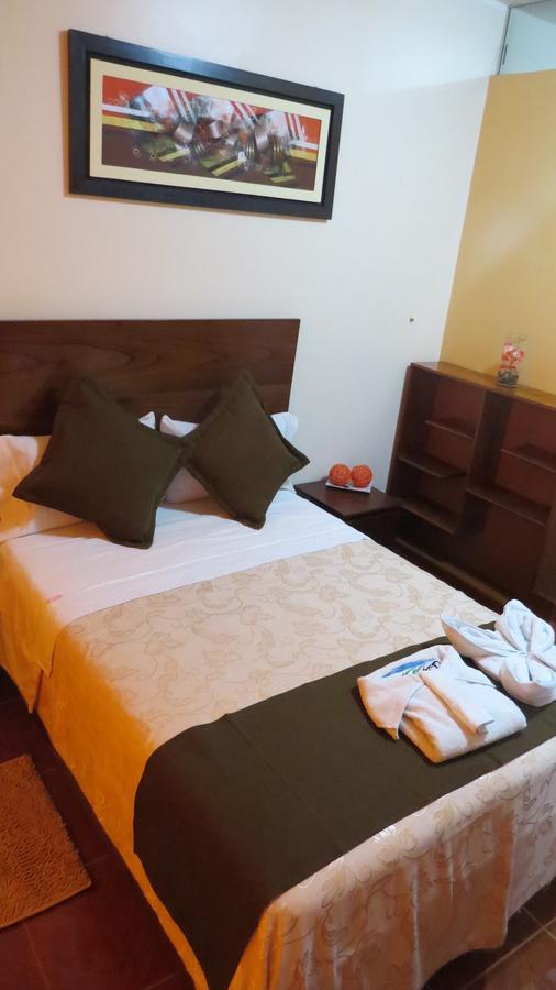 Victtorios Hotel Satipo エクステリア 写真